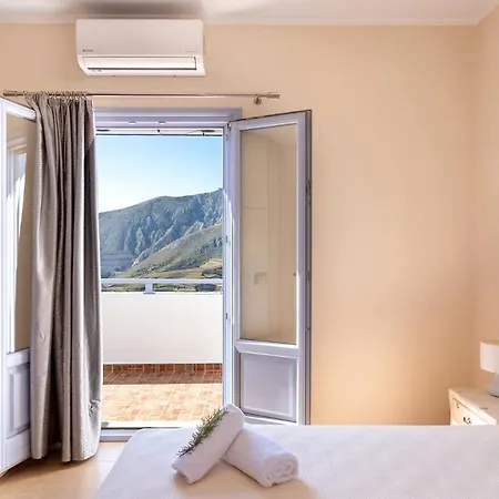 Arcobaleno Santorini Апартаменты
